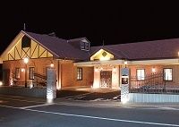 過熱する葬儀ビジネス、商機到来、絶えぬ参入