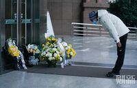 新型肺炎を告発｢34歳医師｣死去で中国に大衝撃 12月から警告していた｢英雄｣を悼む人々の姿