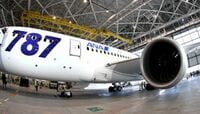 B787の運航再開急ぐ、ANAの事情 臨時便で、JALに先行