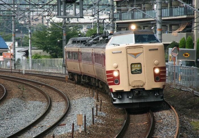 福知山線を走る183系「北近畿」