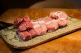 使用する豚肉は、品種や掛け合わせで「400種類以上ある」という銘柄豚から選び抜いている（写真提供：とんかつ乃ぐち）