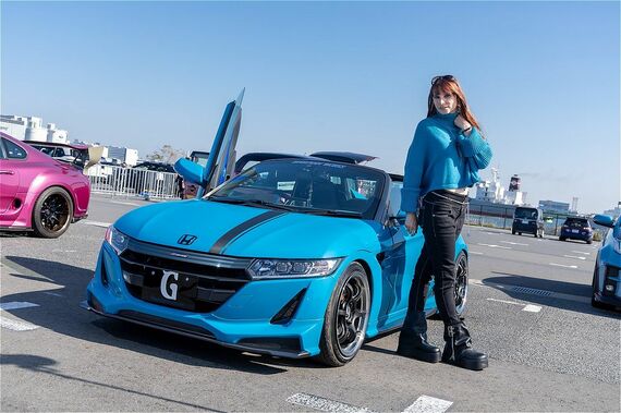 カトリナさんと愛車のS660