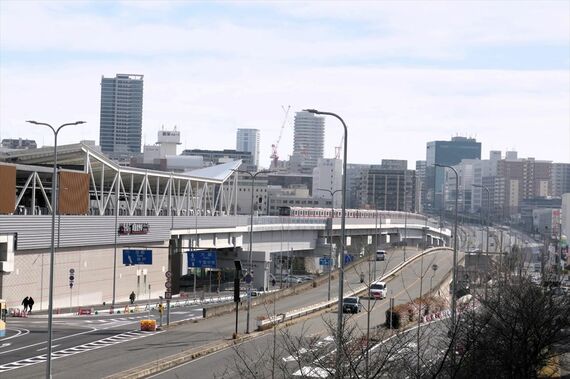 北大阪急行 箕面萱野駅