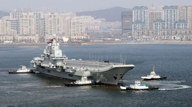 中国空母2隻が太平洋に進出､海底資源も狙いか