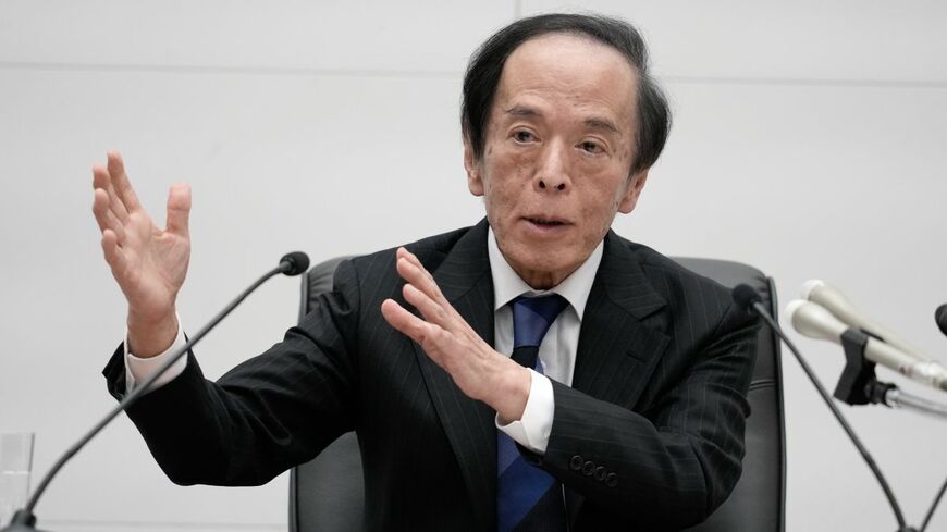 日銀の金融政策結滞会合後に記者会見する植田総裁。筆者は今回が「3度目の死」だという（写真：ブルームバーグ）