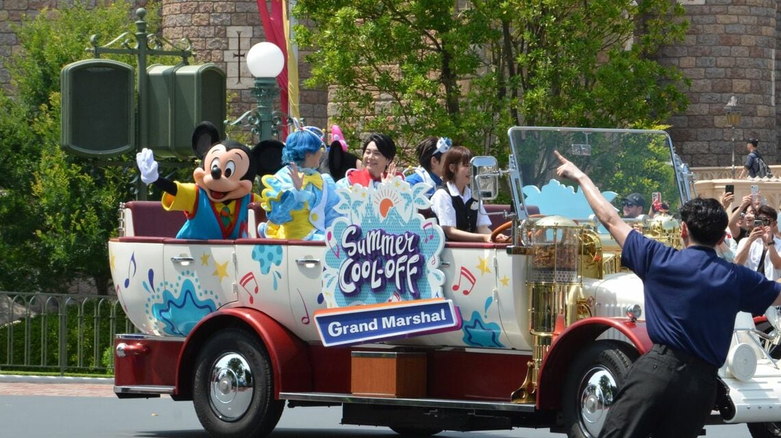 東京ディズニーランドとMrs. GREEN APPLE