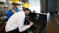 JR西､学生向け鉄道インターンの｢熱い5日間｣ 電気･車両などの｢普段見えづらい｣鉄道現場を体験