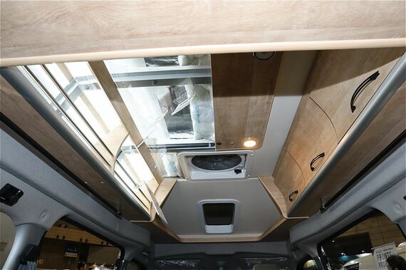 ハイルーフ仕様になり、室内空間が広がったホビクル タウンランダーCT