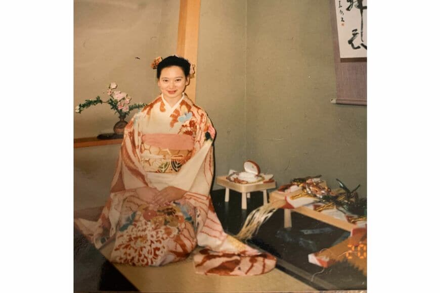 葵の御紋の着物姿の山岸さん（写真：山岸さん提供）
