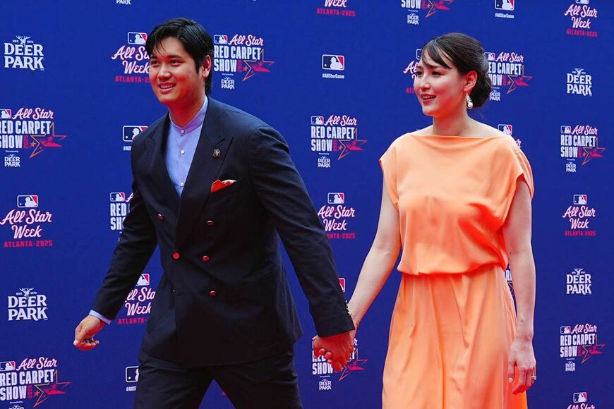 2025年、MLBのオールスター。レッドカーペットに登場した二人（写真：Creative 2／アフロ）