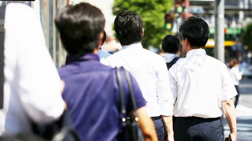 出勤中の会社員