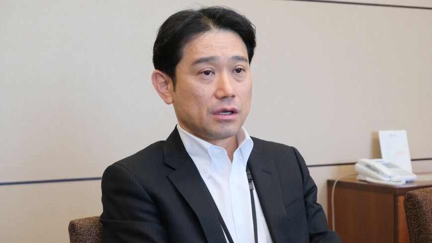 つるた・きしょう／1973年生まれ。1996年名古屋大学経済学部、三菱商事入社。農水産本部穀物ユニット、三菱食品経営企画オフィス室長、ローソン執行役員などを経て2022年復社。2023年から現職。2024年4月リテイル本部長就任予定（編集部撮影）