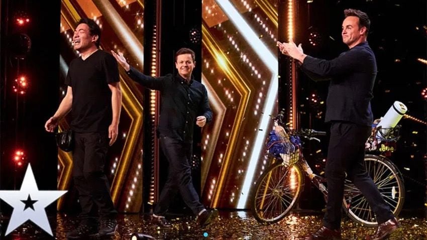 イギリスの音楽プロデューサー、サイモン・コーウェルの発案で2005年にスタートし「ゴットタレント」。アメリカはじめ各国でオリジナル版が展開し、現在では世界70カ国以上で放映されている（写真：OCEANS編集部）