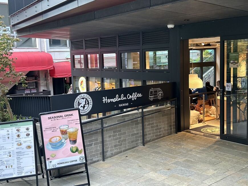 原宿店の外観（写真：筆者撮影）