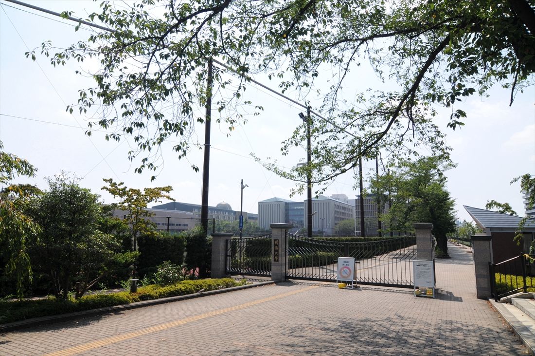 獨協大学
