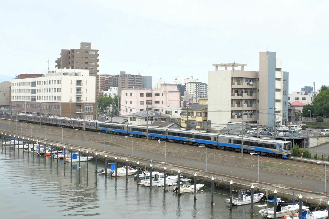南海12000系「サザンプレミアム」