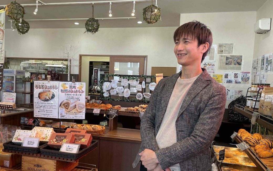ぐるぐるの栗原淳平社長、現在もパン職人として商品開発を行う（写真：ぐるぐる、撮影のためマスクを外しています）