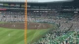沖縄尚学の応援団で埋め尽くされた阪神甲子園球場・三塁側アルプススタンド（宮城良典さん撮影・提供）
