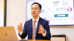 ｢僕だけ落ちていた｣友人と見に行った合格発表の張り出し…高校受験に失敗し号泣→15歳で決めた中学浪人とその後の30年