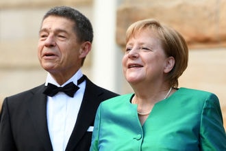 メルケル首相は､いったいどこへ行ったのか