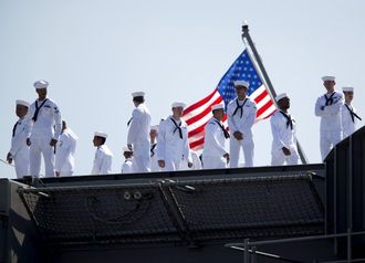 米海軍兵13万人超の重要情報が盗まれていた