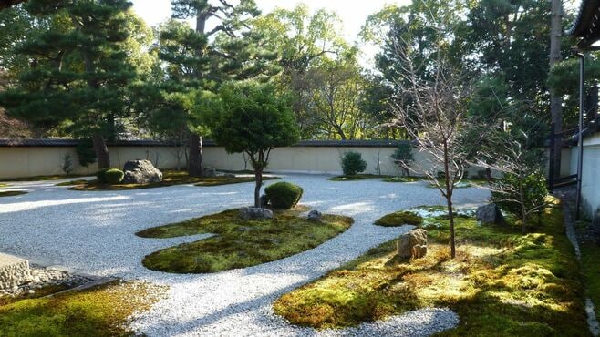 宮中から実家帰った｢紫式部｣心がかき乱された訳