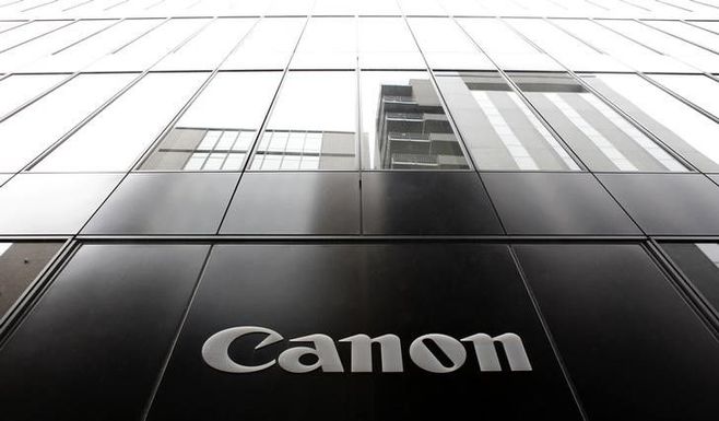 キヤノンが3期連続増益計画、レンズ交換式カメラは前年並み確保