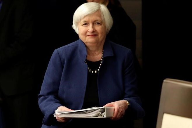 米FOMC金利据え置き､次回追加利上げを示唆