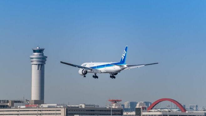 航空管制官が日本の空港でも英語を使う理由