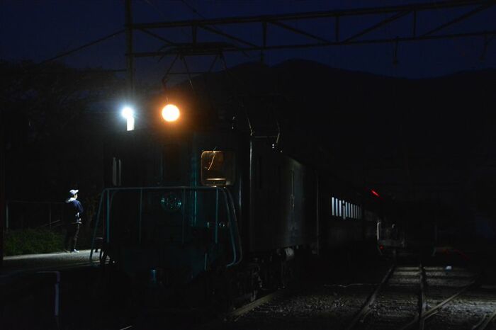 大井川鉄道・家山駅停車中の「南アルプス51号」
