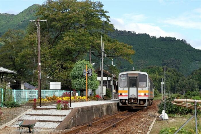 因美線の美作滝尾駅