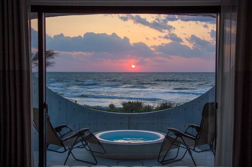 島根県出雲市のIZUMO HOTEL THE CLIFF（写真：バルニバービ）