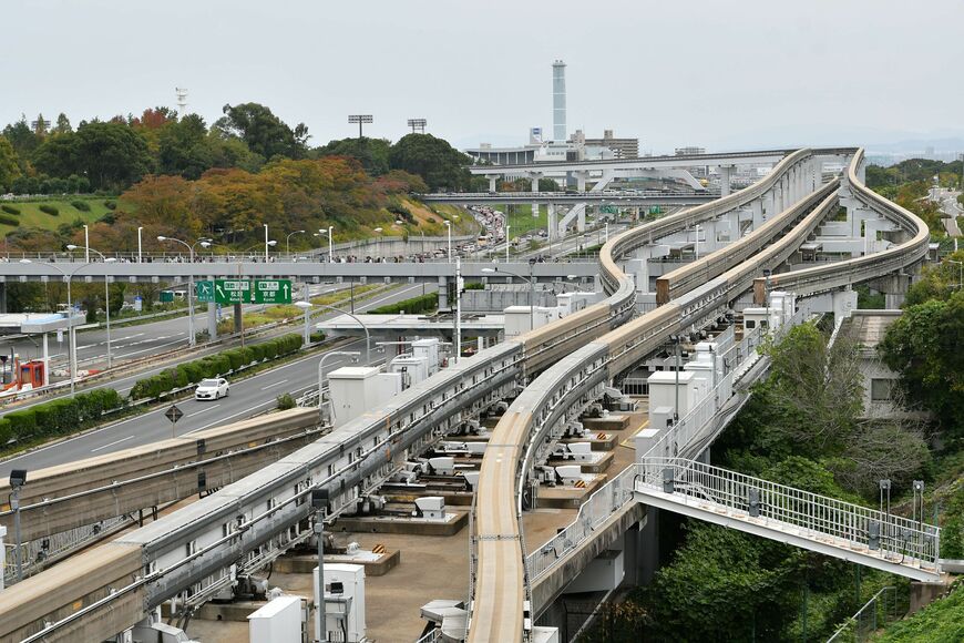 万博記念公園駅　彩都線