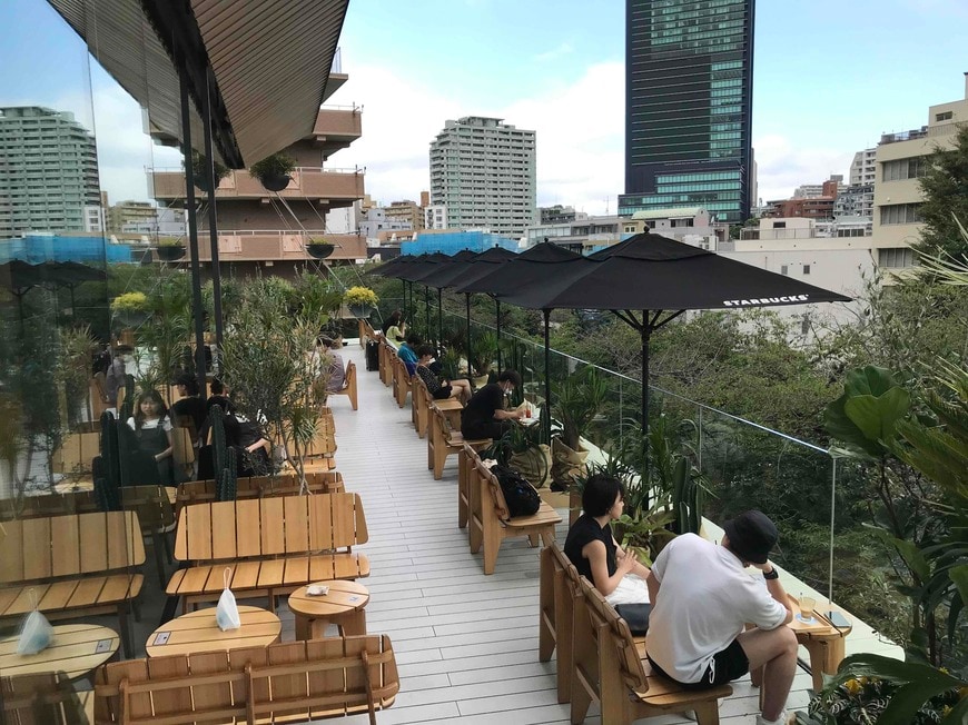 スターバックス リザーブ ロースタリー 東京の店内