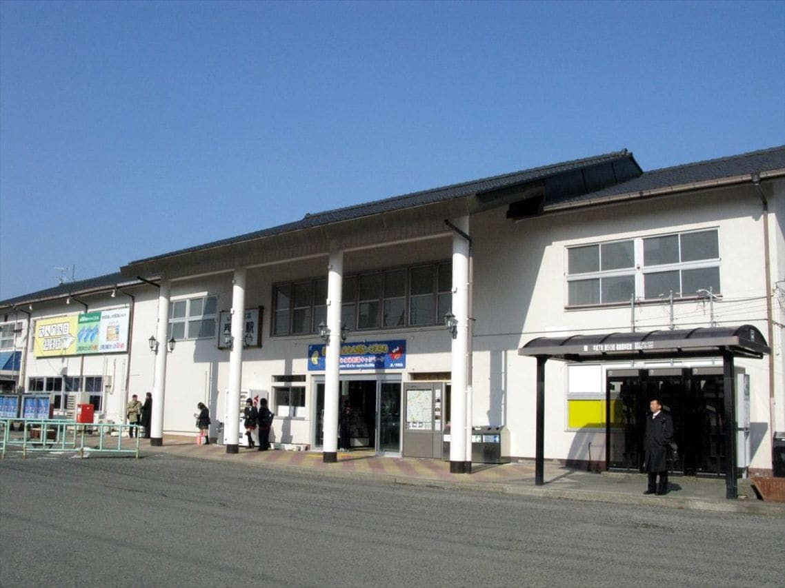 原ノ町駅の駅舎＝2009年