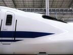 真横から見た運転台部分