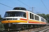 国鉄末期の1986年に165系を改造して誕生した展望電車「パノラマエクスプレスアルプス」（撮影：南正時）