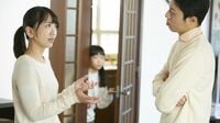 働く｢小学生の母｣､臨時休校中の苛立ちの正体 3500人調査で判明した｢小学生の父｣の行動