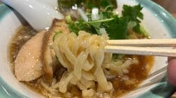 ｢週1くらいは､お財布事情を気にせず食事をしてほしい｣　大塚の超人気ラーメン店が｢690円ラーメン｣を提供する熱い心意気