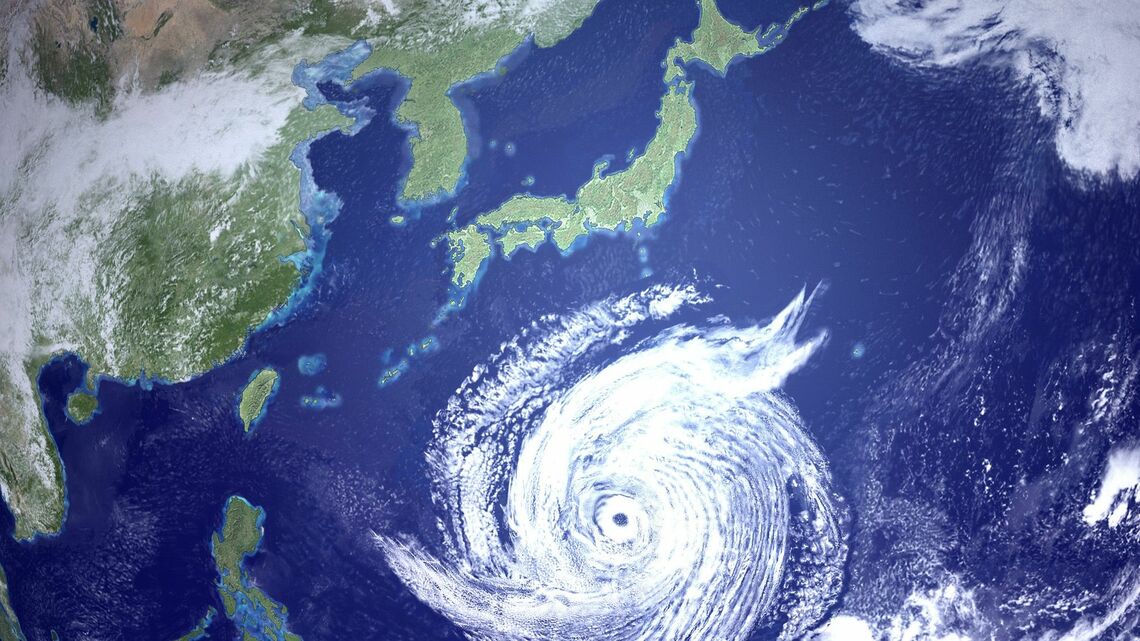 日本列島 巨大台風