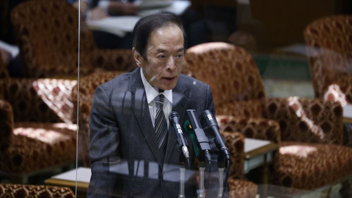 日銀の次期総裁が確定的な植田和男氏。植田氏が戦うべき相手は何か。投機筋ではないと筆者は言う（写真：ブルームバーグ）