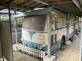 高津区の二子塚公園に保存されているトロリーバス車両（筆者撮影）