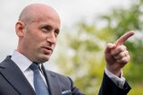 大学攻撃の立案者、スティーブン・ミラー大統領次席補佐官。トランプ大統領への忠誠はつとに有名だ（写真：Ken Cedeno／UPI／Bloomberg）