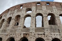 伊国債先物売りポジションが膨張する理由 国債のさらなる値下がりに賭ける投資家たち