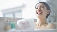｢花粉症｣や｢加齢臭｣の対策から｢美肌｣の維持まで…専門医が教える5つの【賢い入浴法】とは