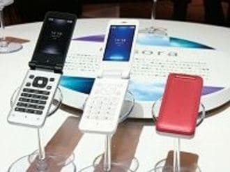 携帯電話3社の試行錯誤、デザイン端末、異業種提携……顧客獲得は頭打ち