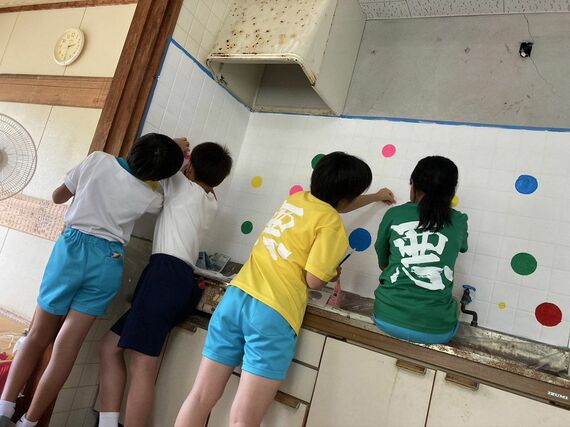 悪石島の小学生たち