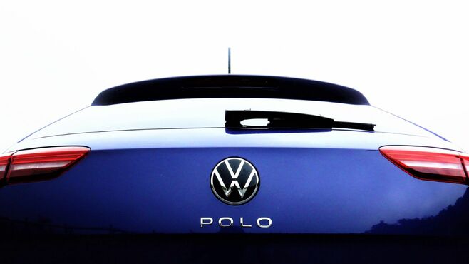 VW｢ポロ｣14万円高の｢ゴルフ｣でも出せない価値