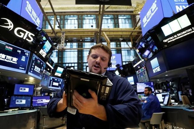 米国株式市場､ナスダックが最高値を更新