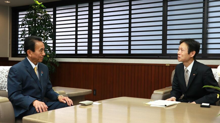 鈴木静岡県知事とJR丹羽社長 会談